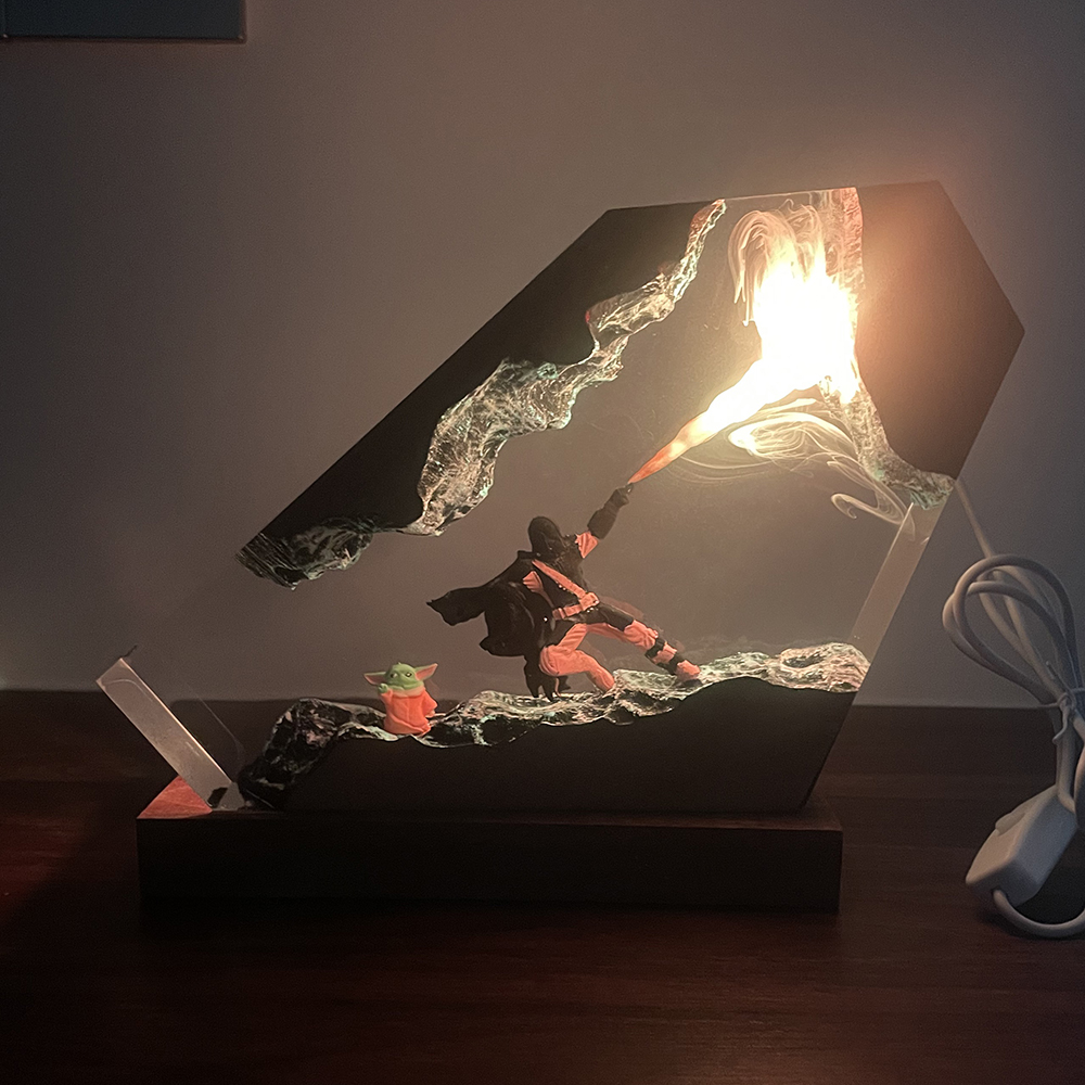 Desk Setup Light - Table Resin Lamp Sci-fi Figure Colorful